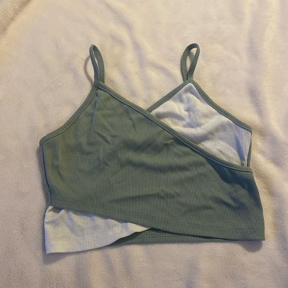 Crop tank top